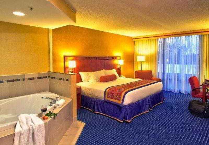 Courtyard By Marriott Canton North Canton Esterno foto