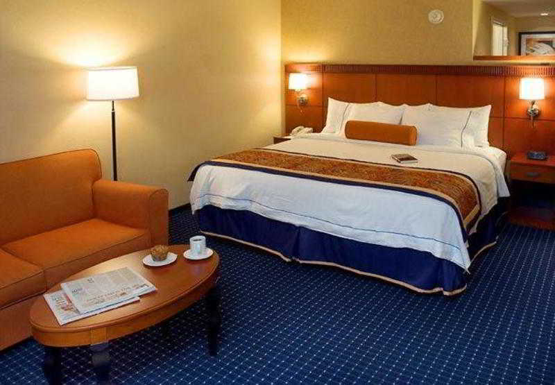 Courtyard By Marriott Canton North Canton Esterno foto